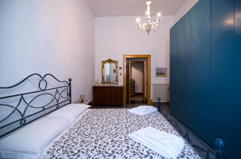 نابولي Suite Palazzo Reale Apartment المظهر الخارجي الصورة