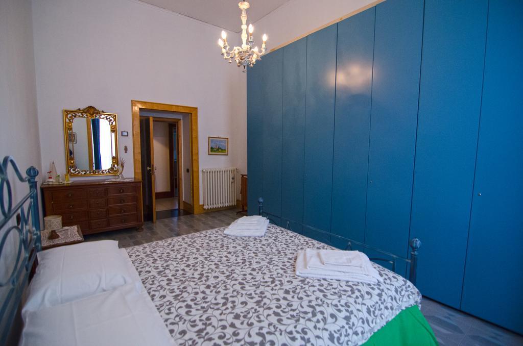 نابولي Suite Palazzo Reale Apartment المظهر الخارجي الصورة